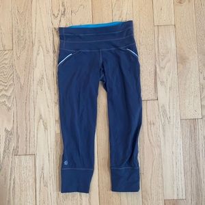 Grey Athleta Cropped Leggings